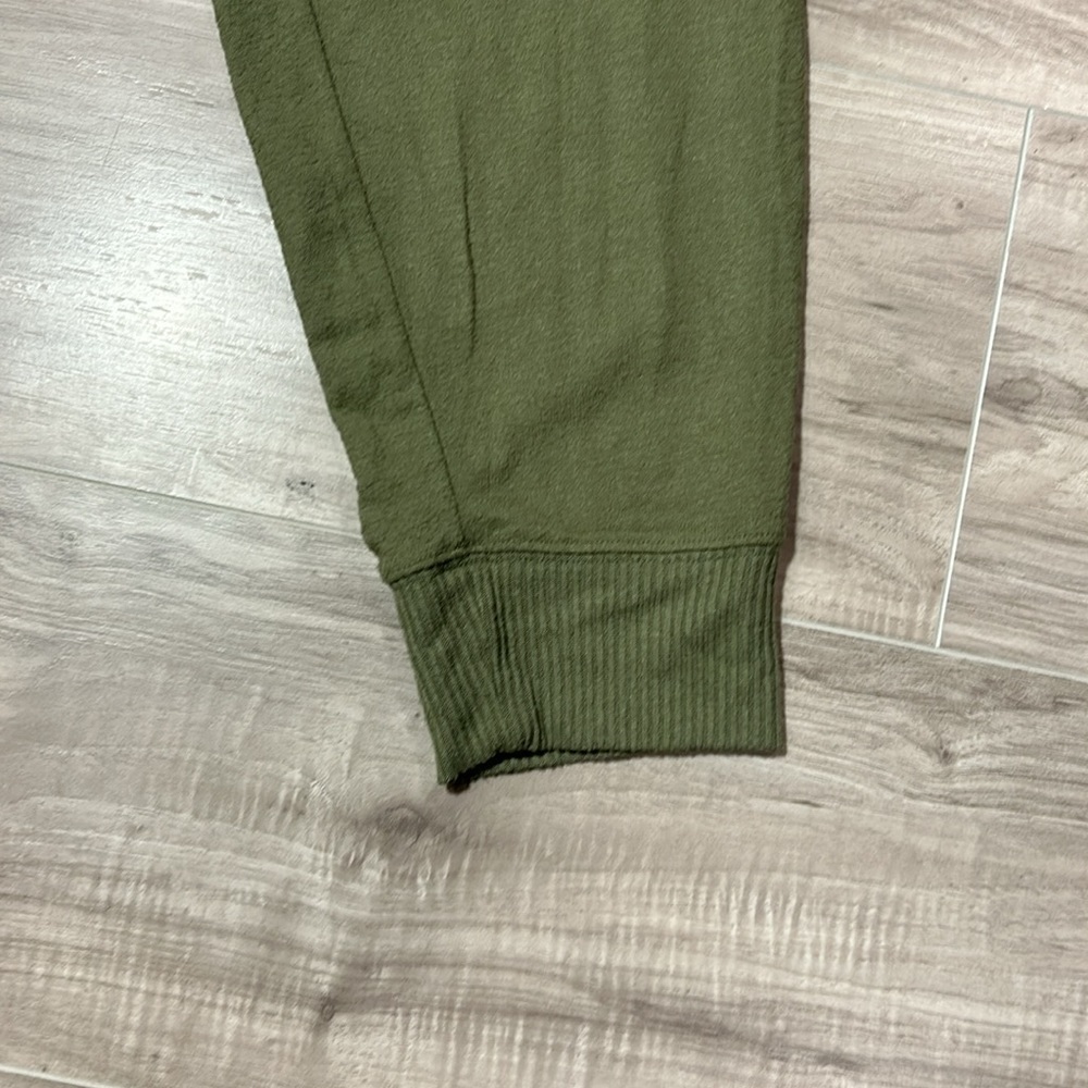 Lucky Brand loose fitted joggers size M - Picture 4 of 6